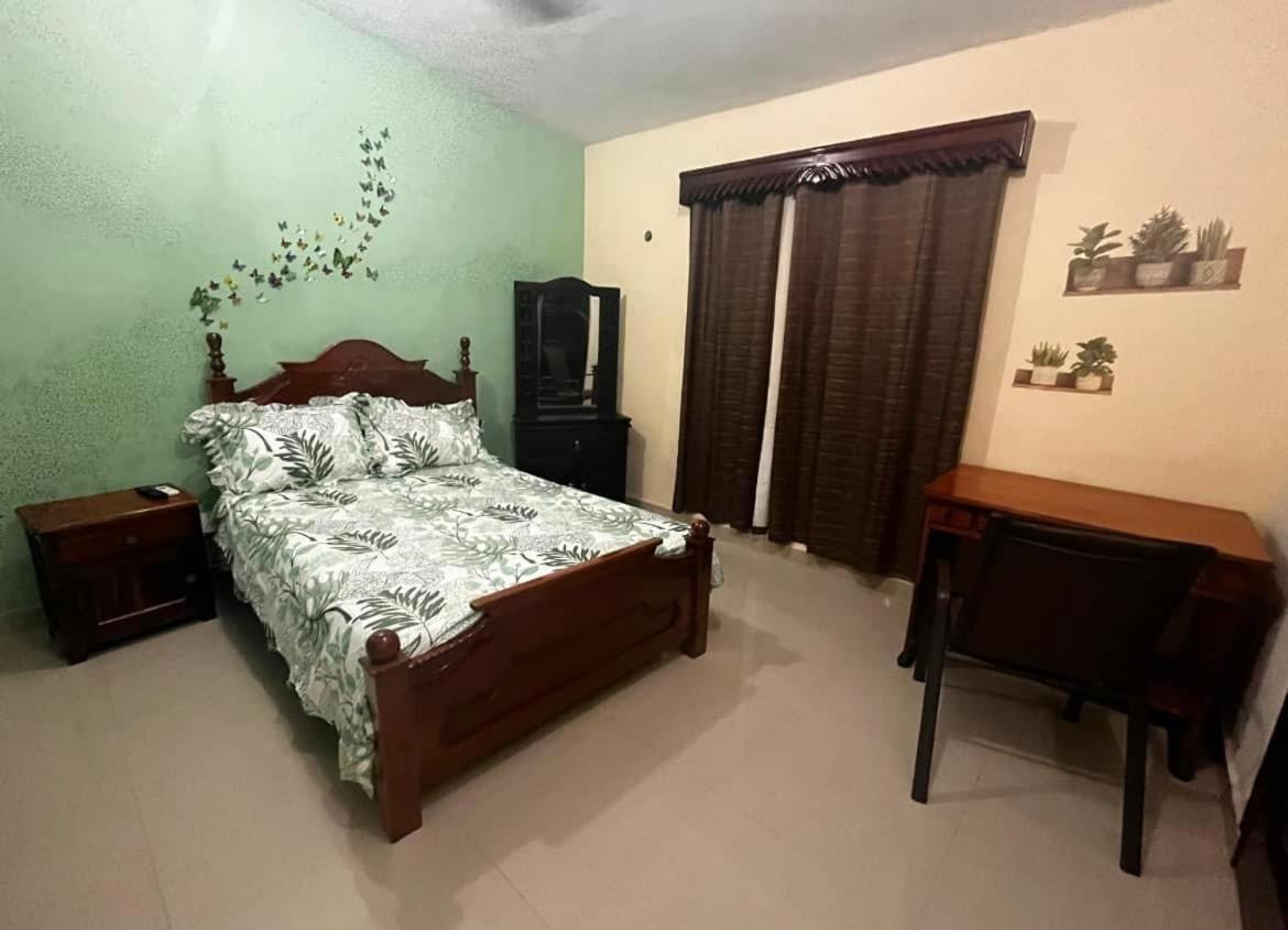 Casa Toledo Chetumal Villa Buitenkant foto